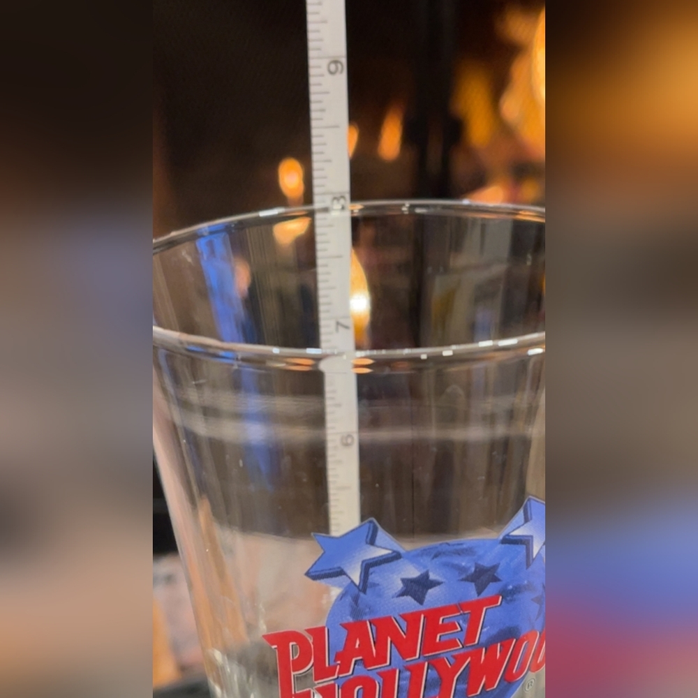 EC - 22oz. Planet Hollywood - Orlando Hurricane Glass - Picture 7 of 7